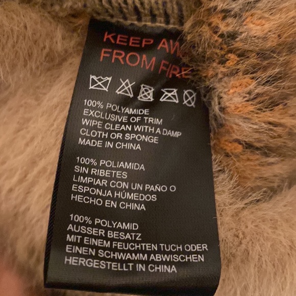 🔥FINAL PRICE SALE🔥
BDG Urban Outfitters leopard beanie - Picture 8 of 10